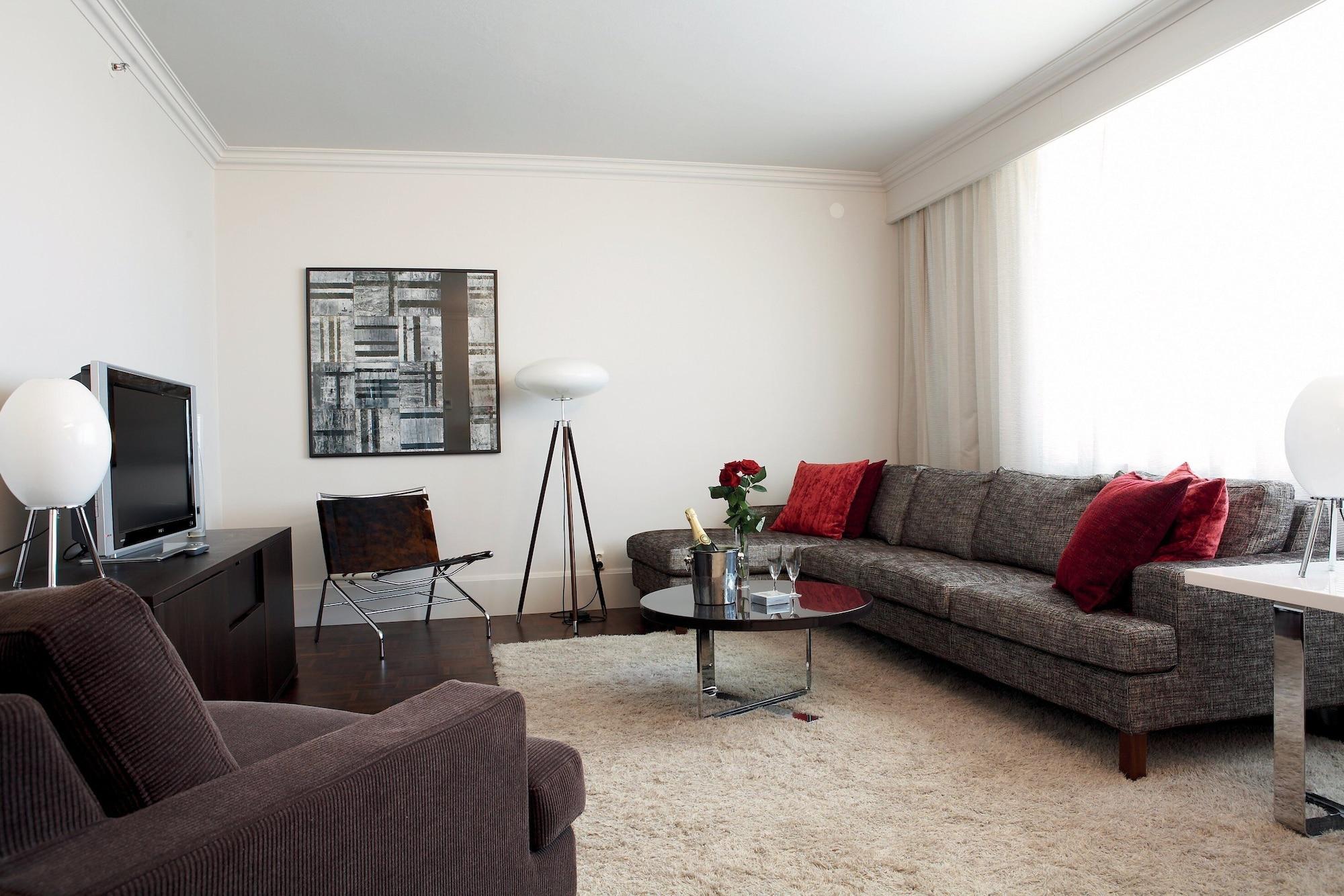 Elite Park Avenue 4*